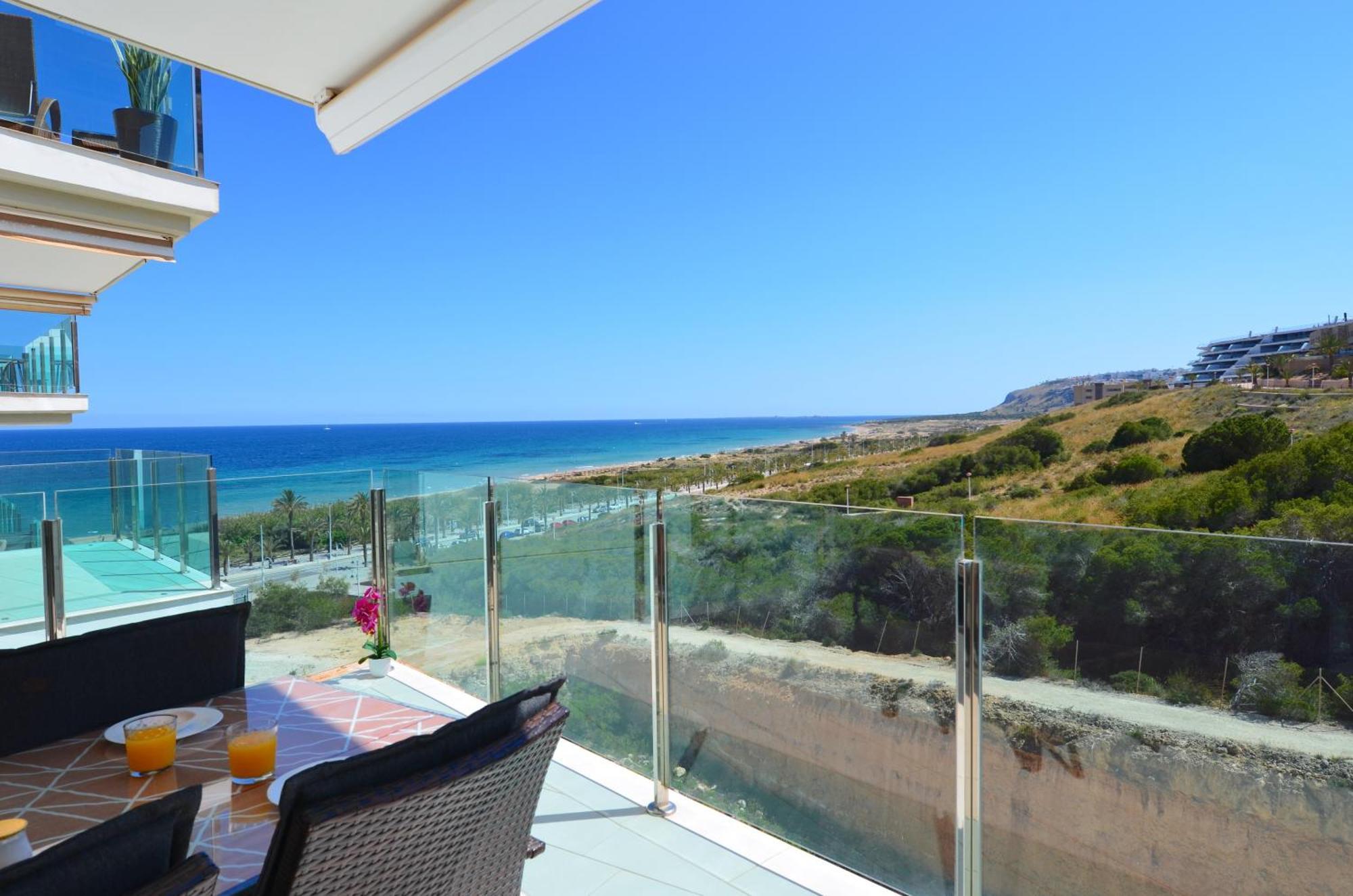 Beachfront Luxury Apartments By Nras Arenales del Sol Exterior foto