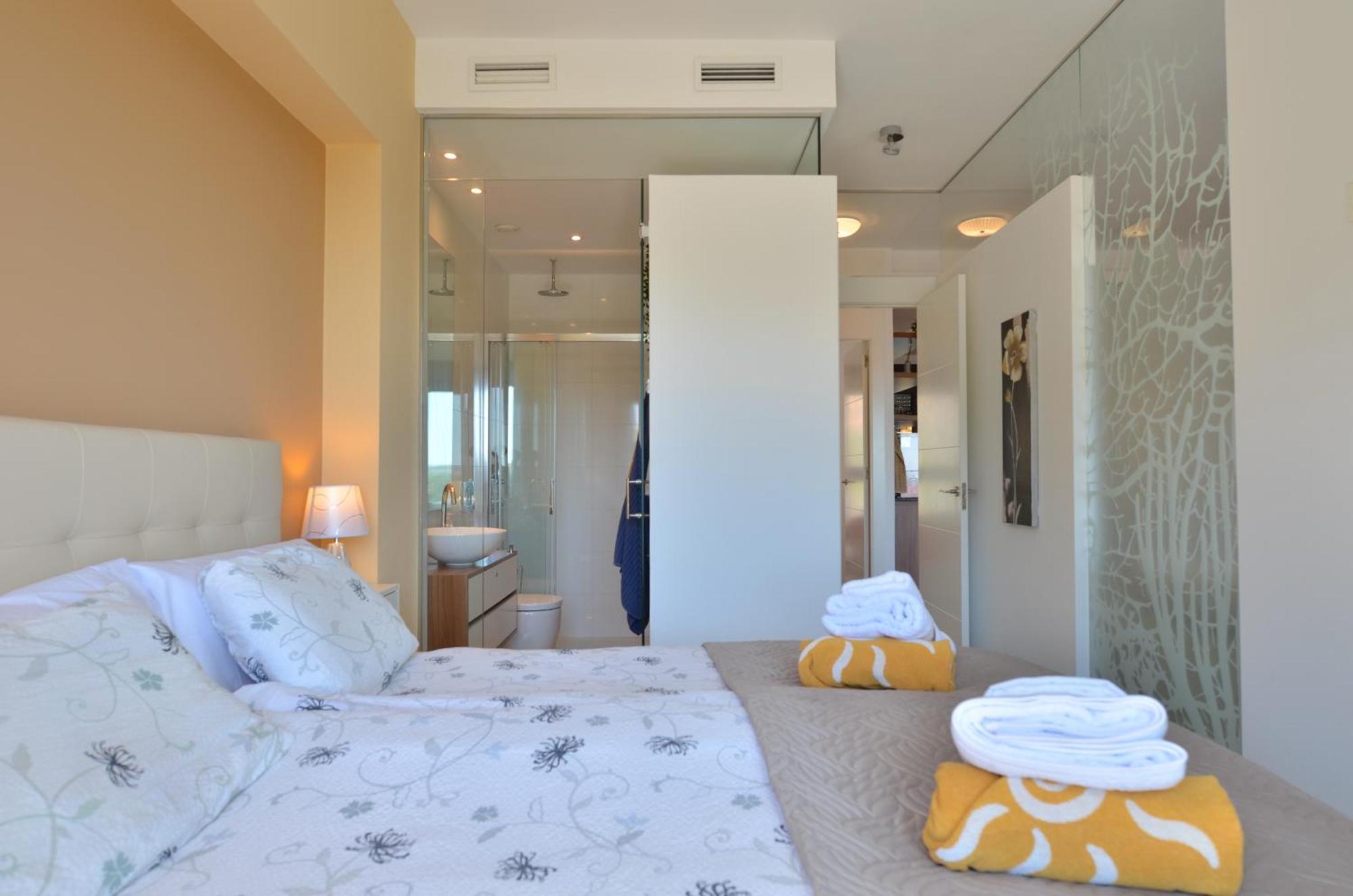 Beachfront Luxury Apartments By Nras Arenales del Sol Quarto foto