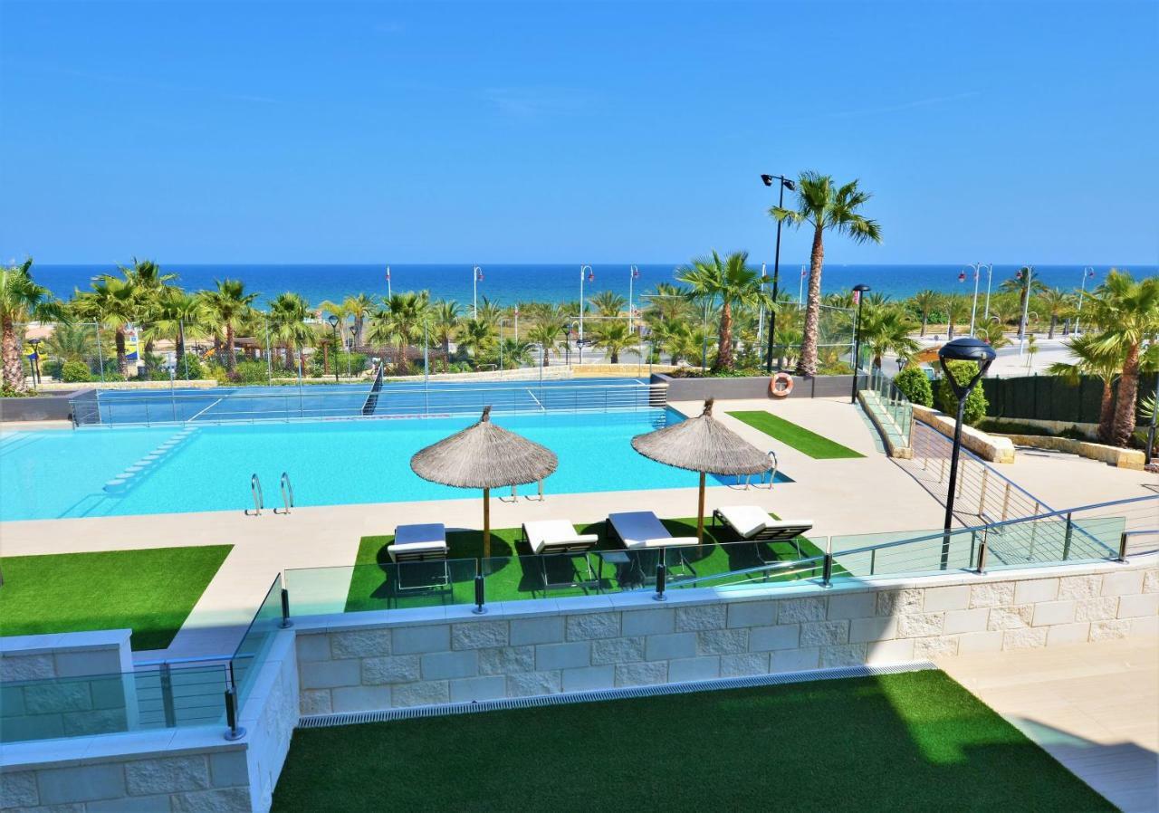 Beachfront Luxury Apartments By Nras Arenales del Sol Exterior foto